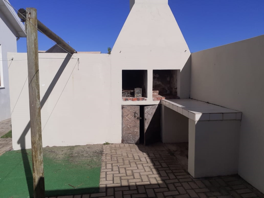To Let 3 Bedroom Property for Rent in Ferreira Town Eastern Cape